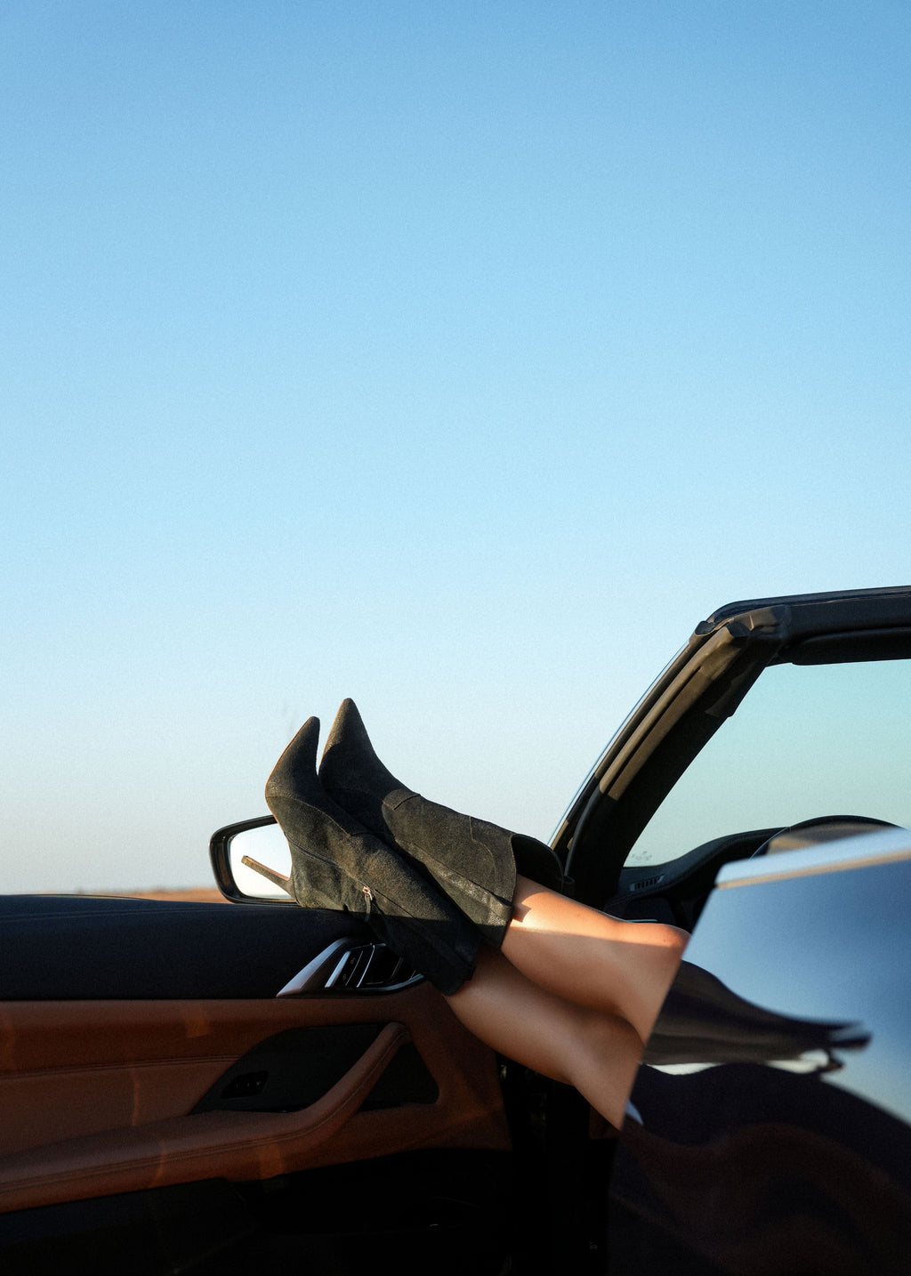 Sienna in Black Suede