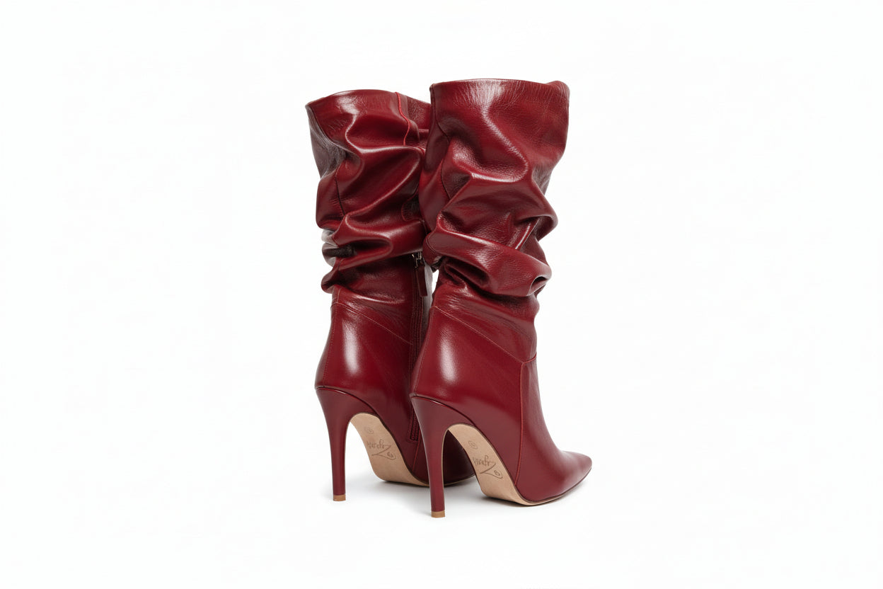 Anna 2.0 in Deep Red
