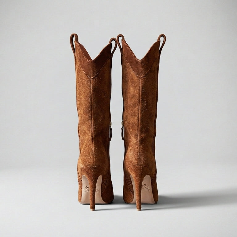 Sienna in Brown Suede.