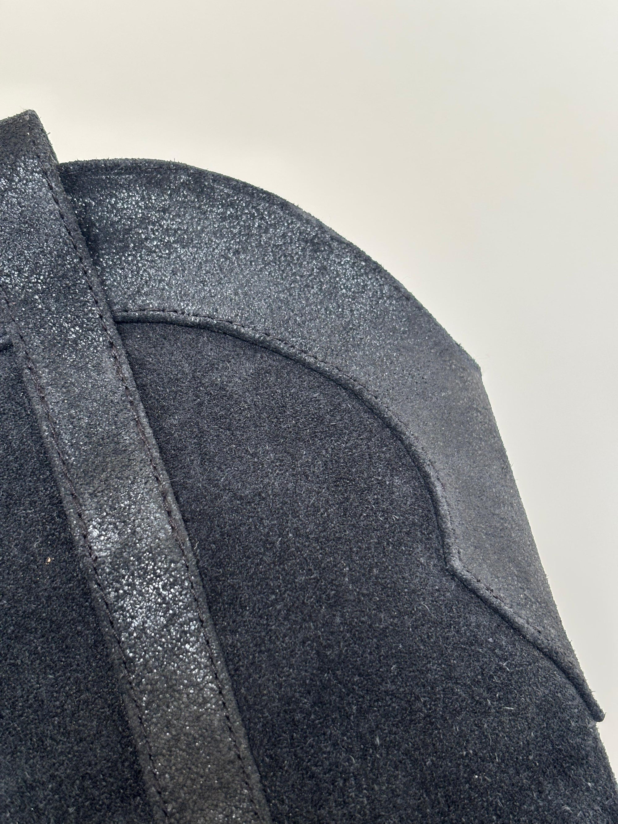 Sienna in Black Suede