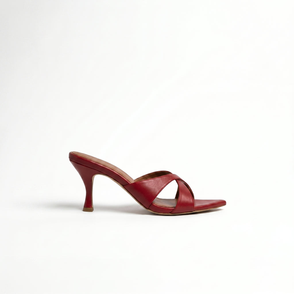 Cleo Cherry.