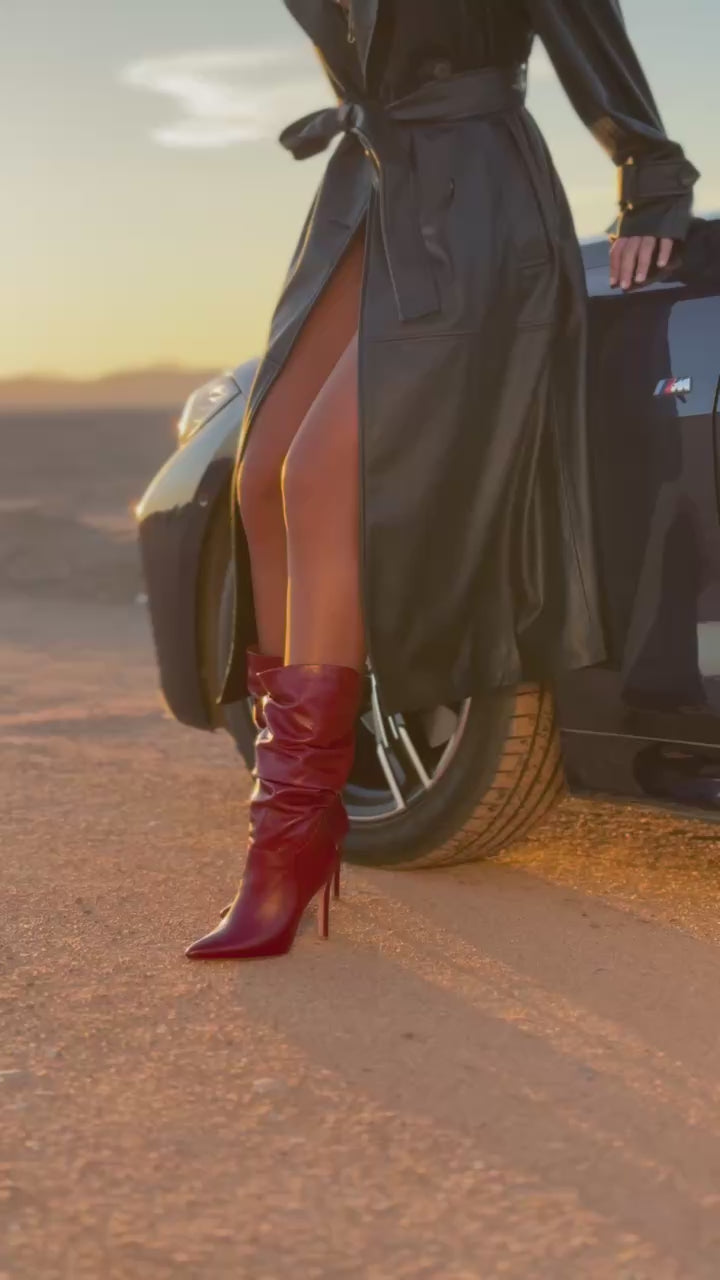 Anna 2.0 in Deep Red